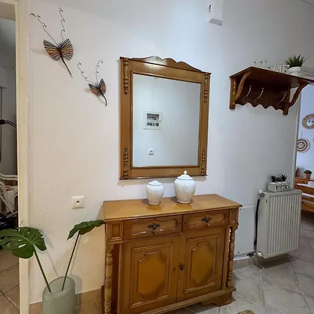 Family House * Vrasná